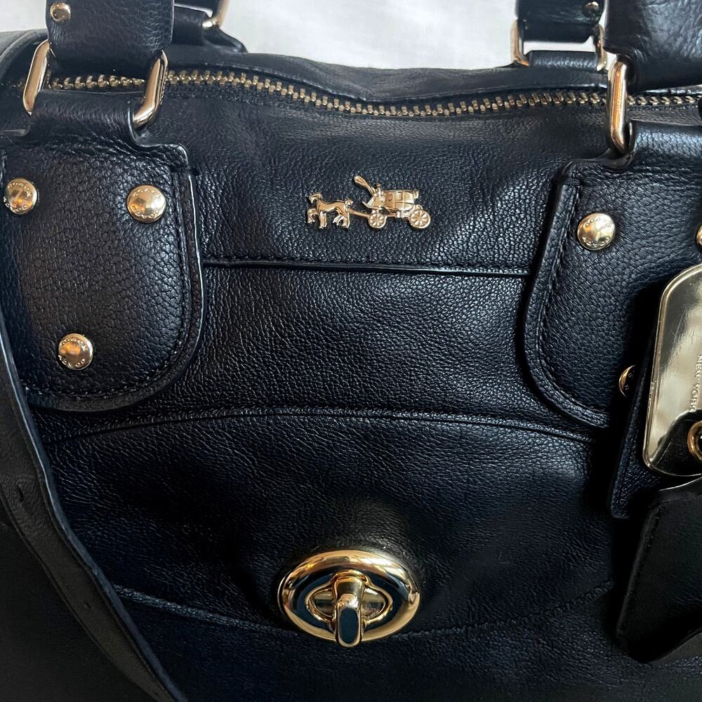 Rare Coach Rhyder 33 Black Pebbled Leather Satchel Crossbody | Gold Hardware - Picture 7 of 11